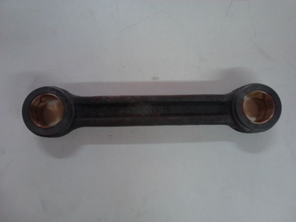 Biela auxiliar w800,w900